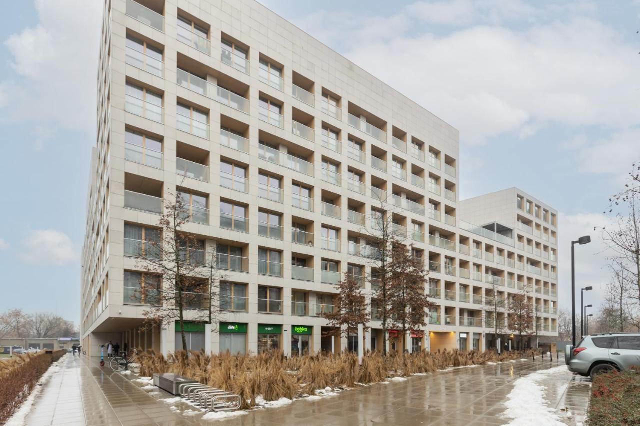 Cozy Apartments With Parking In The 19Th District By Noclegi Renters Varsó Kültér fotó