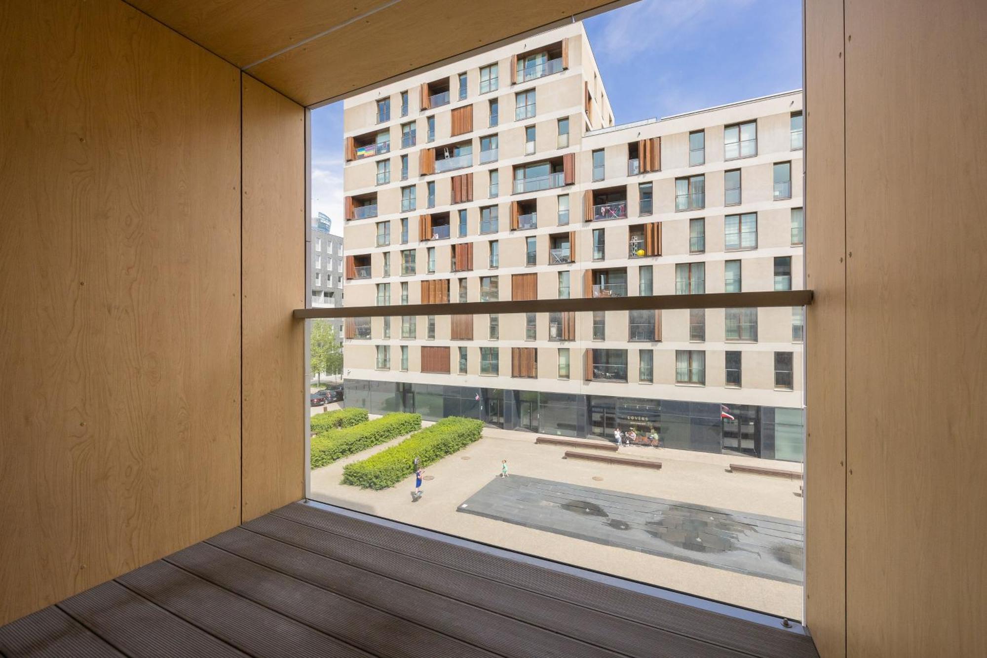 Cozy Apartments With Parking In The 19Th District By Noclegi Renters Varsó Kültér fotó
