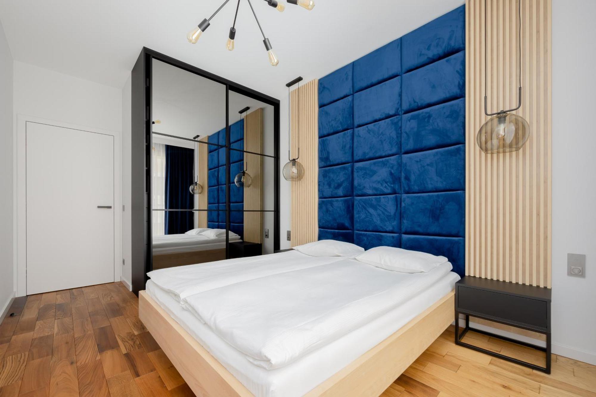 Cozy Apartments With Parking In The 19Th District By Noclegi Renters Varsó Kültér fotó